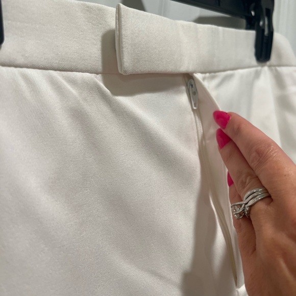 RALPH LAUREN women’s white Blue pinstripe Tennis shorts Preppy Golf Coastal - Picture 8 of 13